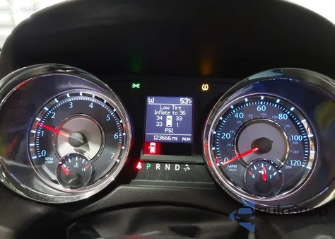 2013 Chrysler Town & Country Touring-L z USA, uszkodzony, nr VIN 2C4RC1CGXDR558284